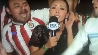 REPORTERA DE FOX SPORTS ES ACOSADA EN VIVO...🔘✔