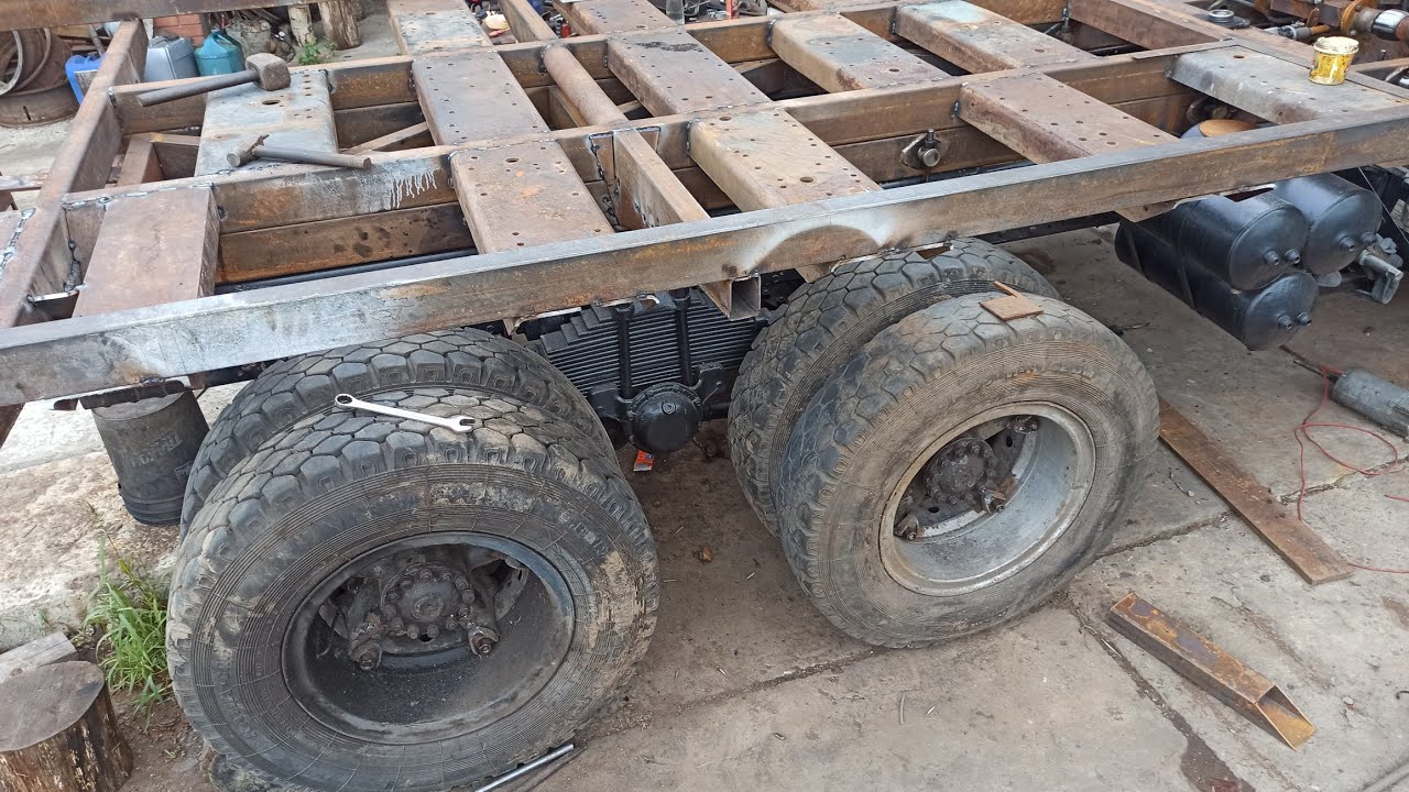 кузов самосвал с металлолома. - YouTube