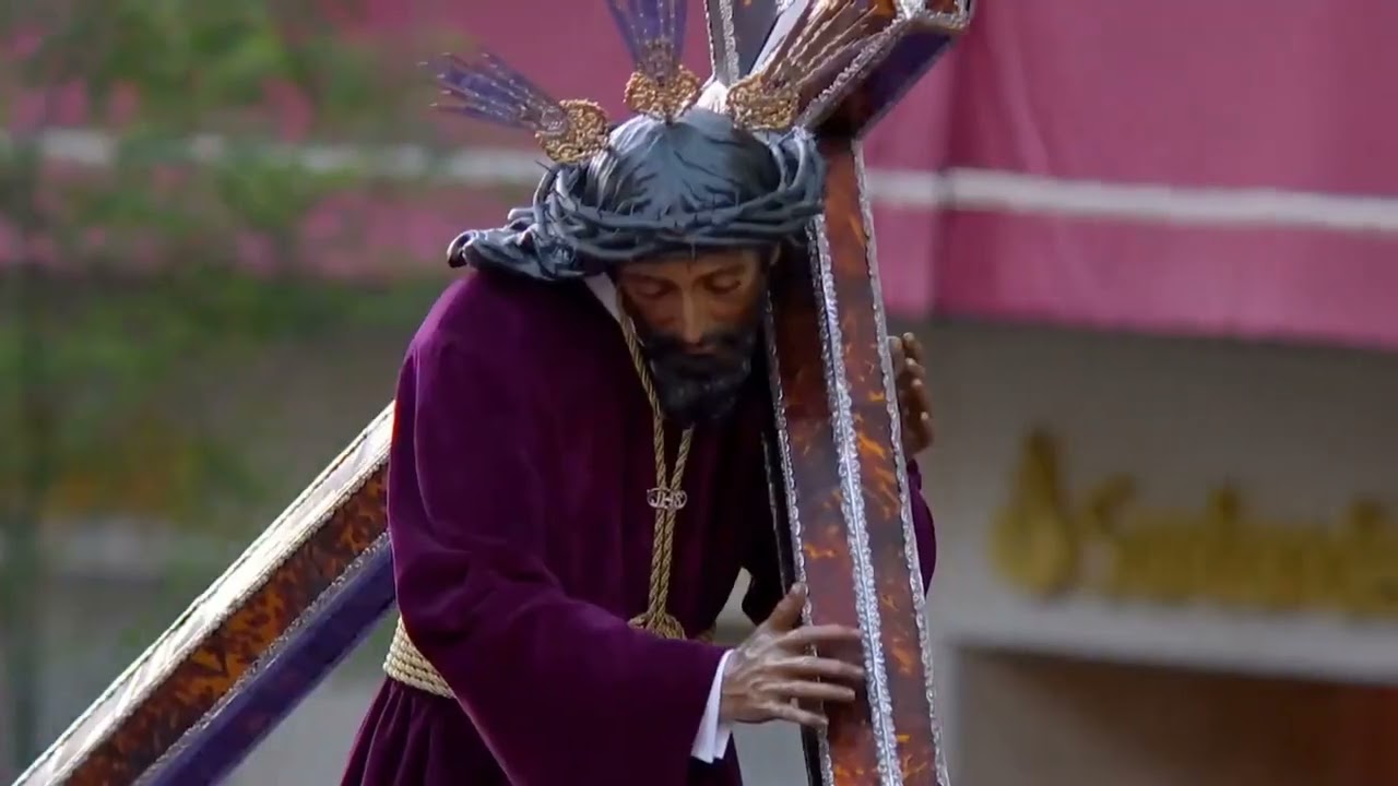 𝐍𝐚𝐳𝐚𝐫𝐞𝐧𝐨 𝐝𝐞 𝐓𝐫𝐢𝐚𝐧𝐚 - Plaza de la Campana - Viernes Santo Sevilla 2023 - Hermandad de la O