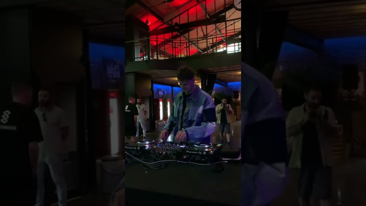 PRIVATE SESSION MIKE WILLIAMS AT TOMORROWLAND #tomorrowland #mikewilliams #backstage