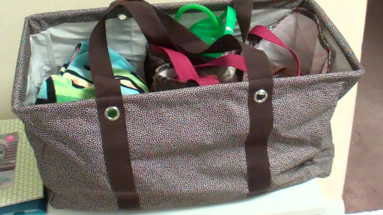 My Thirty one bag packed for Aquatica!!!! YouTube