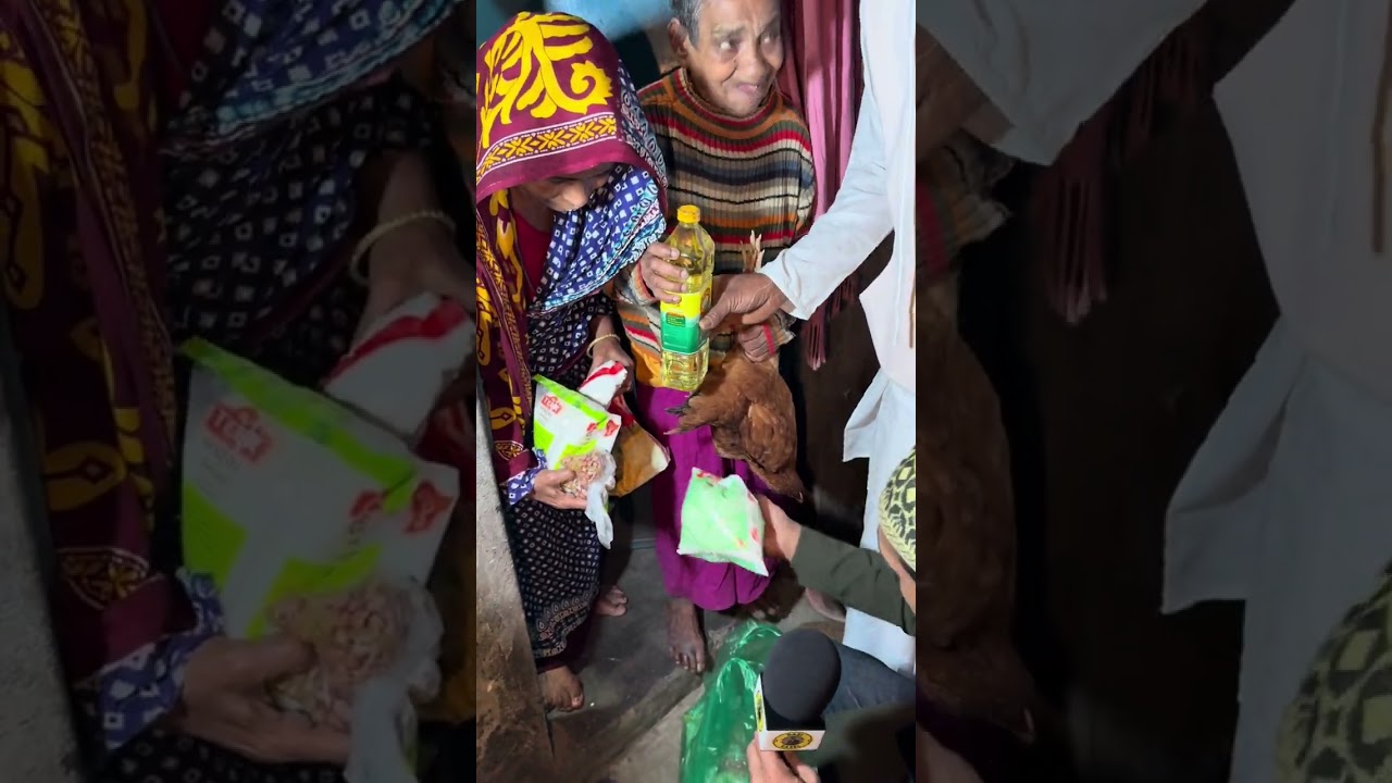 মানুষ মানুষের জন্য। আজ পবিত্র শবেবরাতের রাত। অসহায় প্রতিবন্দী খালাকে বাজার সদাই করে দিলাম। #youtube 