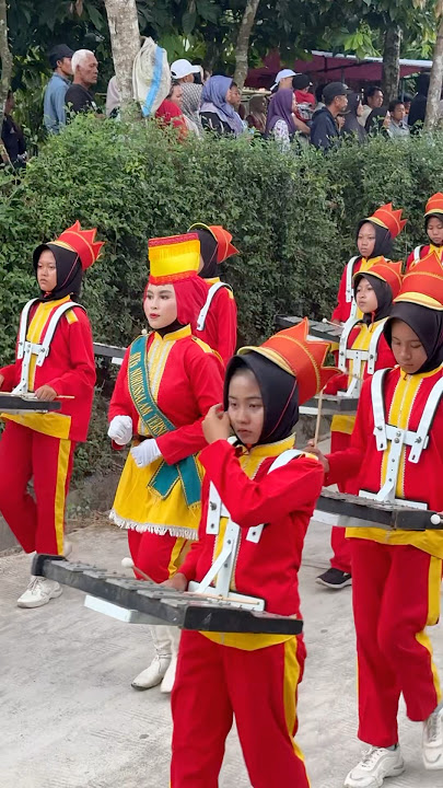 Drumband MTs Nurussalam Tersono