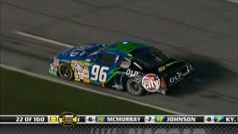 MT89 NASCAR Nextel Cup 2007 Pepsi400 Race Raines crashes