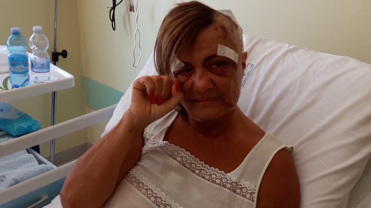 Genova, la passante sepolta dal ponte: 