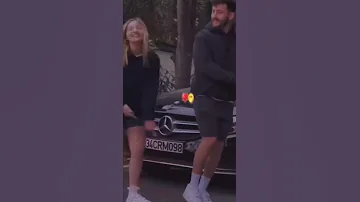 يا راهي لاهية واقيلا عشق جديد وانا نهبل ونزيد 
