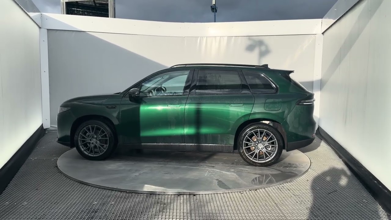 LeapMotor C10 Glazed Green Walk Around