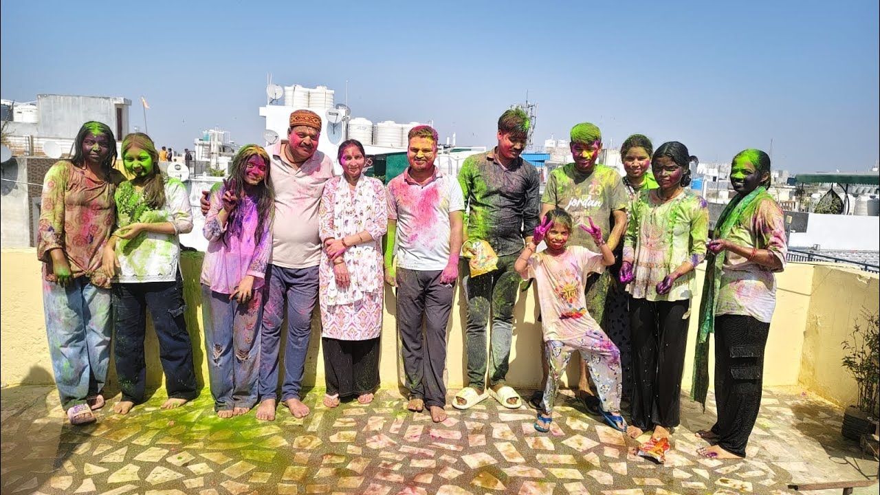 Holi special 🥳🥳🥳 