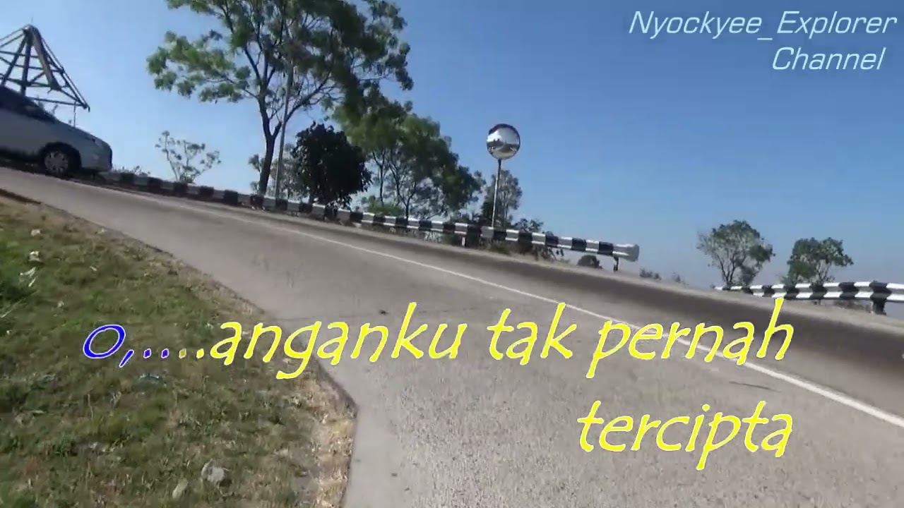 Aku Tak Ingin Sandiwara  - Betharia Sonatha // Teks Lirik
