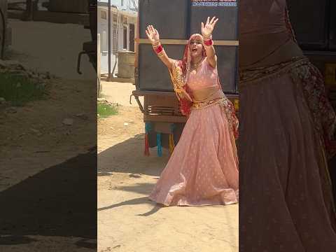 अड्डा के ऊपर मिल जाऊँगी 🥰#meenu #dance #trending #ytshorts
