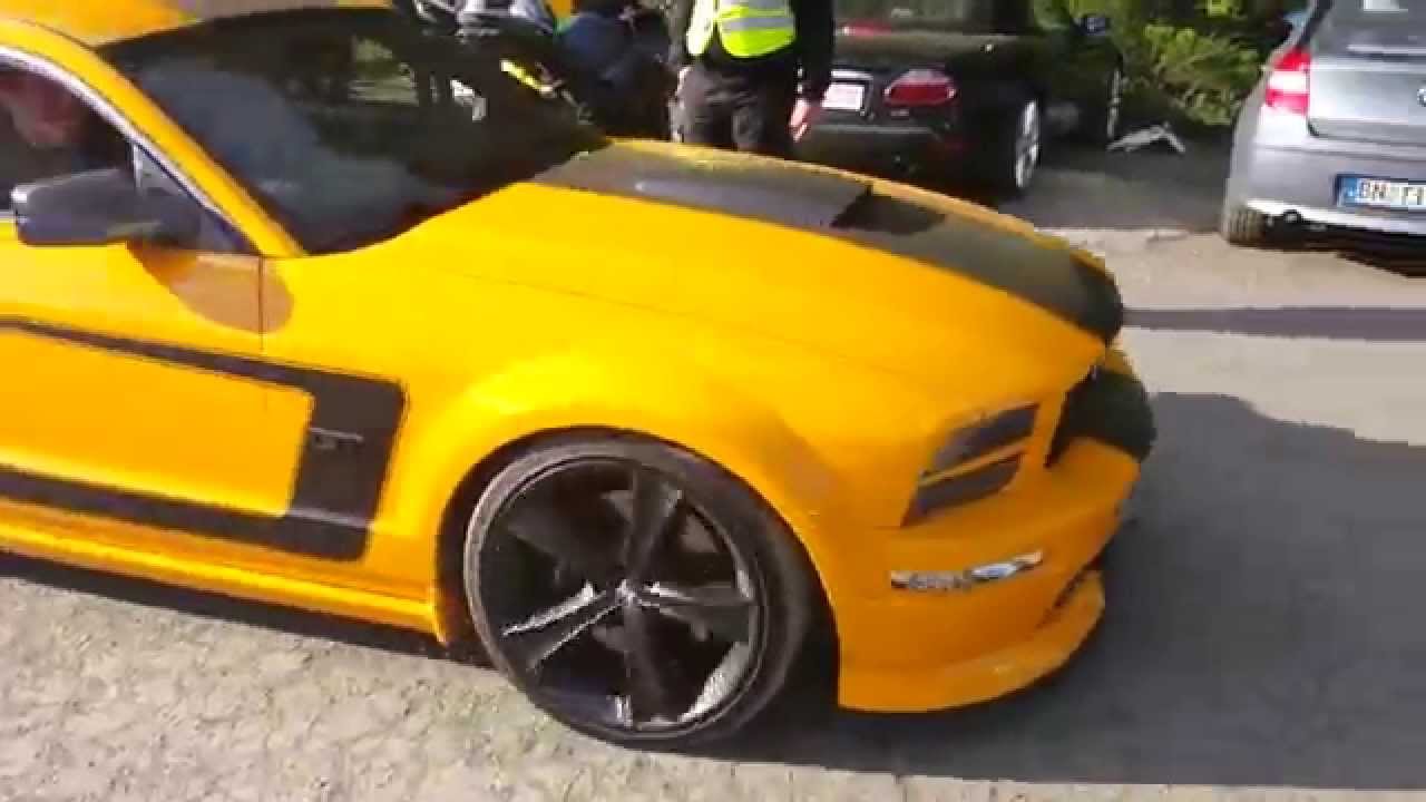 Nordschleife Brünnchen Freitag 18.4.2014: Ford Mustang (Drift Mädchen)