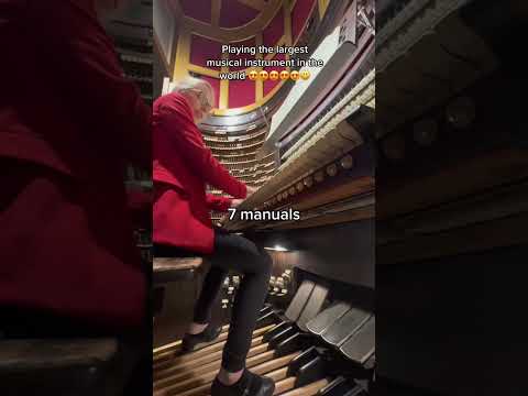 World’s largest pipe organ! 1 month until I’m back on this incredible instrument at Boardwalk Hall❤️