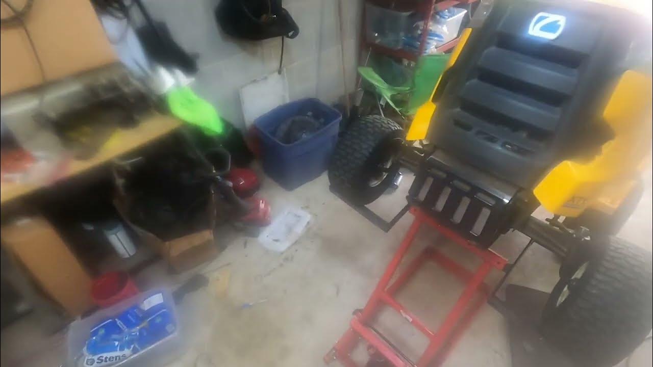 Cub Cadet XT1 drive belt replacement. Idler replacement. Brake