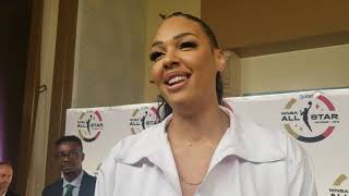 Liz Cambage Live From The Orange Carpet