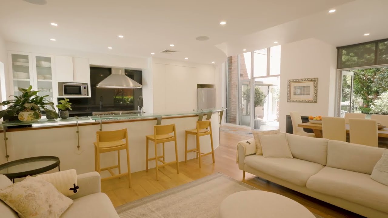 55 Cecil Street, Gordon House | 5 Bed, 4 Bath – DiJones Real Estate