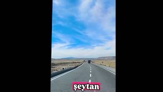 Akıl Hastane delileri hac ibadeti tavaf sıra şeytan taşlama