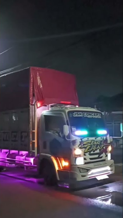 story wa truk..  #giga #truck #quotestruck #storuwa30detik