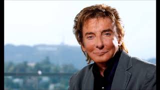 Video thumbnail of "Strangers in the Night with Lyrics - Barry Manilow"