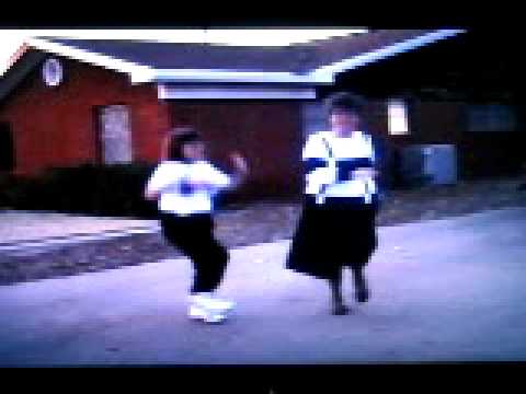 Jeannie and Megan Waller Singing and Dancing -- I'...