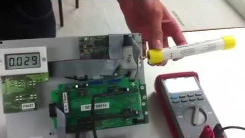 Taking a formaldehyde sample