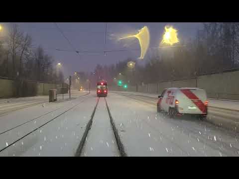 Helsingin raitiolinja 4H. Lumikaaos Helsingissä.❄️🚞 Helsinki tramline 4H. Snow chaos in Helsinki.❄️🚞