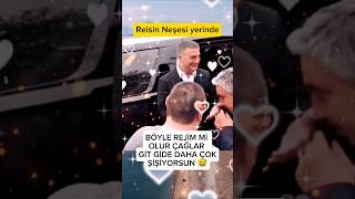 Reis Sedat Pekerin Neşesi Yerinde.böyle Rejim Mi Olur Çağlar?