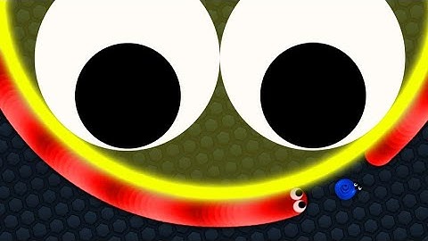 Slither.io Tiny Troll Snake vs Giant Noob Snakes - Epic Slitherio Gameplay