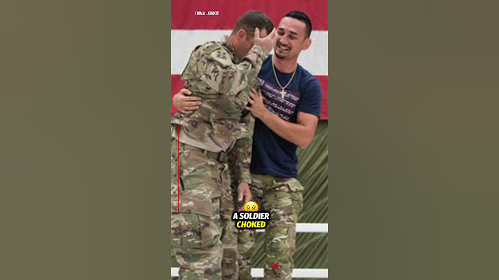 Max Holloway Saves Soldier KO’d by Paige VanZant During USO Tour! Watch This Crazy Moment