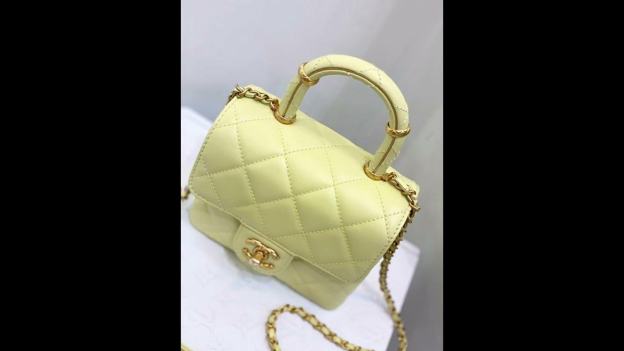 CHANEL 22 MINI FLAP BAG-HEART CHAIN STRAP: 2022 / 22B new collection:  Unboxing /Modshots /What fits! 