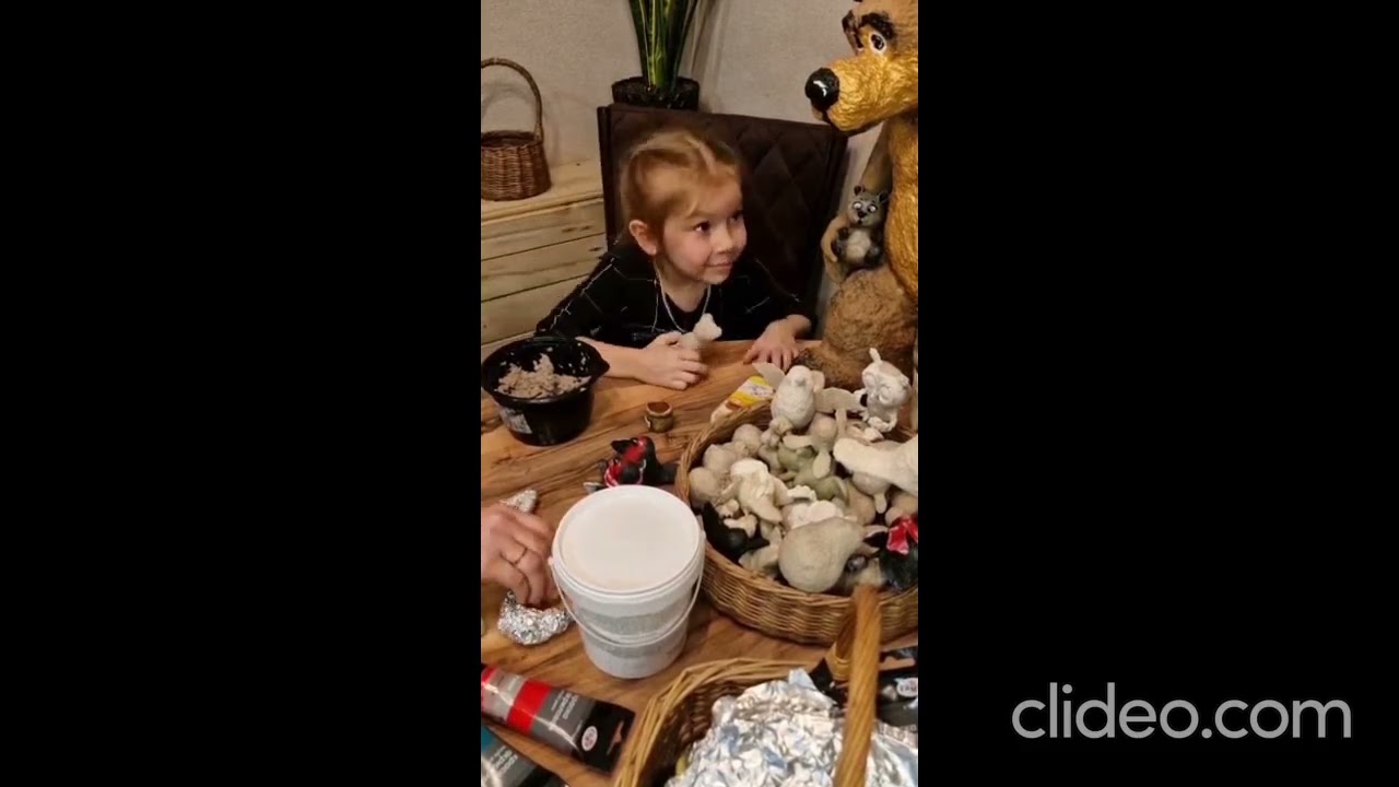 Снегирь из папье-маше Кушнир Василиса ( 4года) Синева Татьяна Юрьевна ( воспитатель)