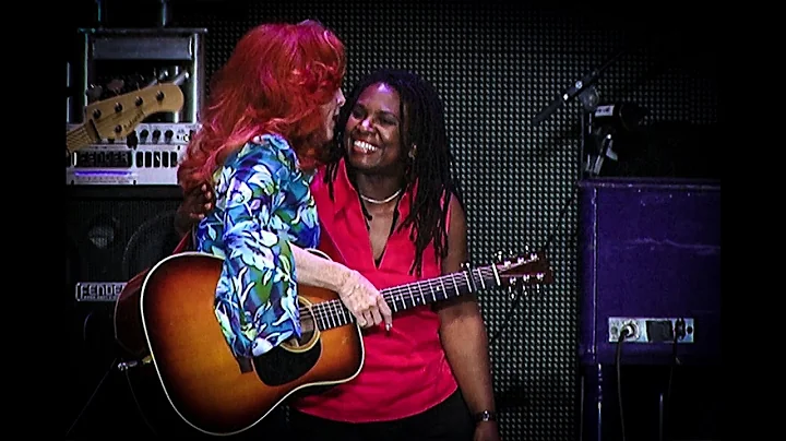 Bonnie Raitt & Ruthie Foster "Angel From Montgomery"