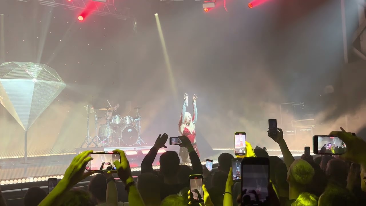 Ava Max - Dancing's Done [Live @ Fabrique Milano 15-05-2023]