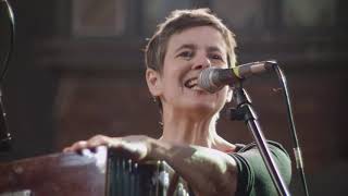 The Catenary Wires - Christmas Tree (Burn Burn Burn)