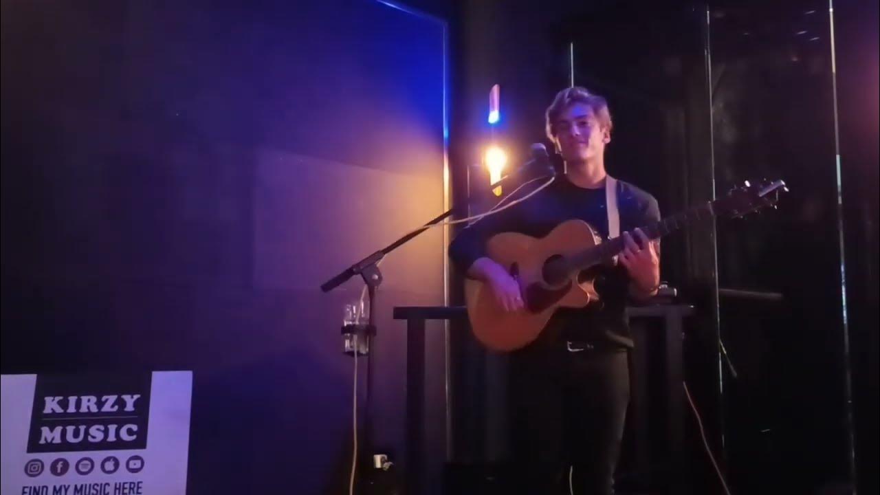 Kirzy Is Playing Live Music Tonight In Corralejo In Fuerteventura In kirzy-is-playing-live-music-tonight-in-corralejo-in-fuerteventura-in