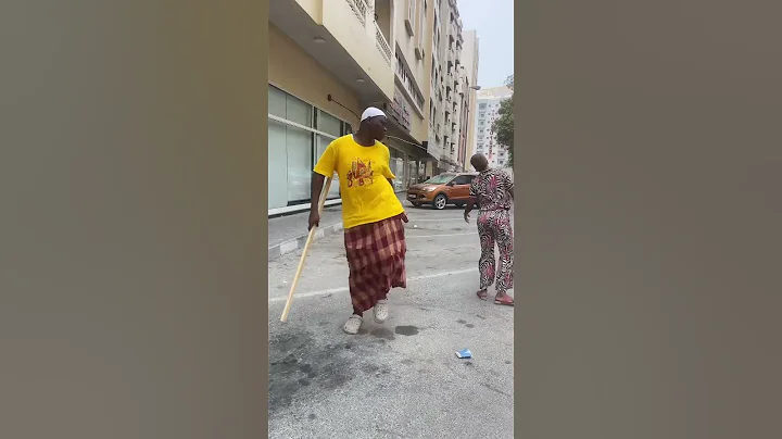 Who can dance😄 #funny #comedyfilms #dubaisaikhcomedy #brainjotter #comedy #duetcomedy