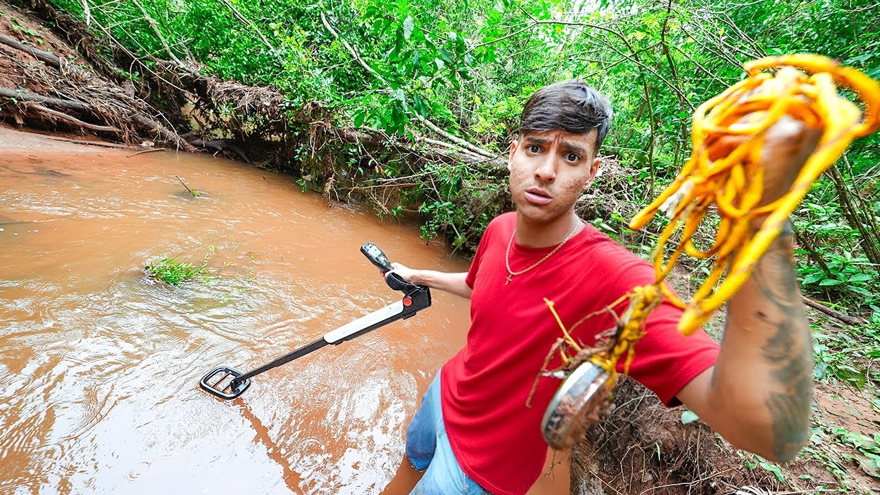PROCURANDO IPHONE 17 DO RENATO COM MINHA PESCA MAGNÉTICA
