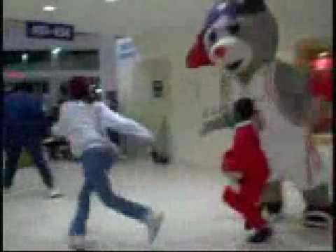Funny - mascot scare people