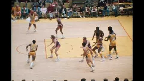 Elmore Smith vs Suns 1975 RS