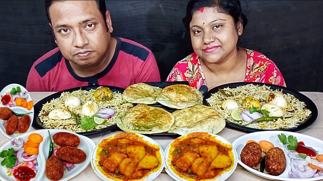 KARAI SUTIR KACHURI ALOOR DUM VEGETABLE CHOP EGG BIRYANI EATING CHALLENGE // food family blogs 