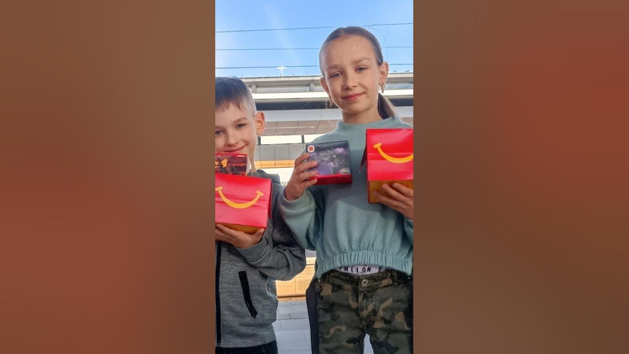 Игрушки Хеппі Міл в подарок от волонтера из Берлина 🤍 - YouTube