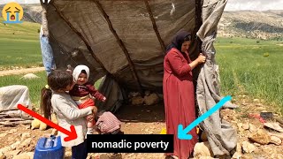 Construction of a new shelter by a poor woman