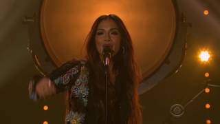 Nicole Scherzinger - Never Give Up ( The Late Late Show With James Corden) Resimi