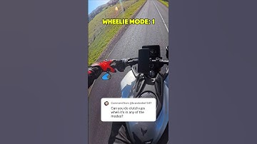 Kun je de koppeling maken met wheelie control ingeschakeld? #mt09 #wheelie #bikelife #lifcontrol