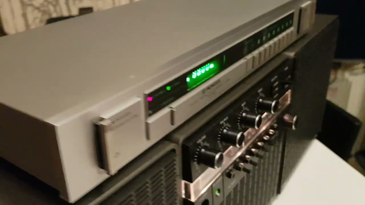 TUNER HIFI PIONEER TX-930L synthesized AM FM stereo Tuner EUR 15,00