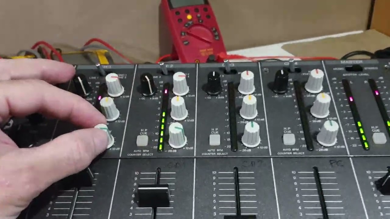 Pioneer DJM-3000 DJミキサー 通電確認のみ Pioneer DJM-3000 Professional DJ MIXER - demo, test after repair