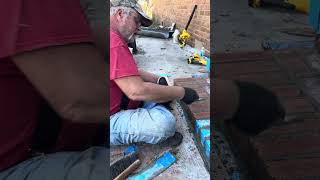 Tuck pointing steps 