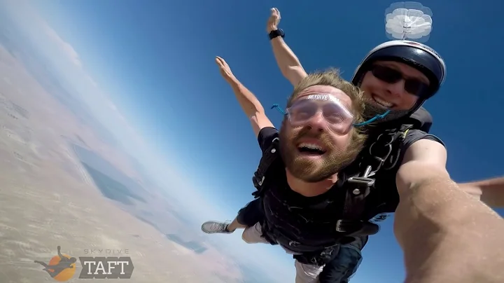 Brian Lapp Skydive Taft.