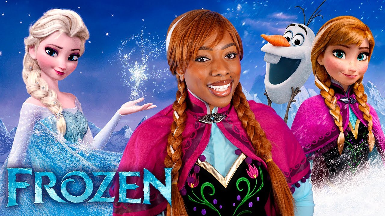 I Dressed Up As Anna To Watch FROZEN And Now I Want To Build A Snowman ☃️ (Movie Reaction)