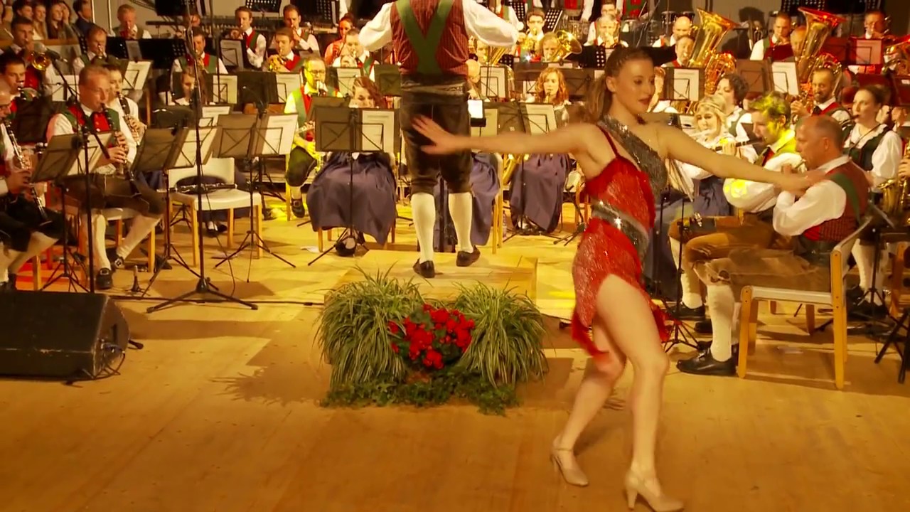 LET'S GET LOUD – Eisenbahner Stadtkapelle Lienz