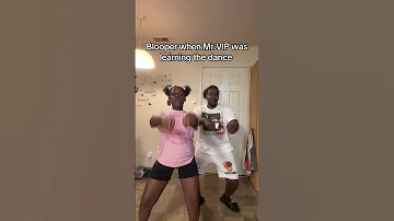 Blooper 